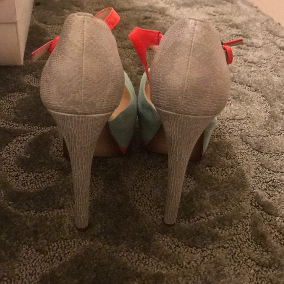 2 for $25 6” heels - Picture 5 of 5